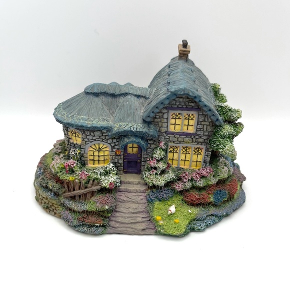 "Heather's Hutch" Thomas Kinkade Cottage - Picture 1 of 10
